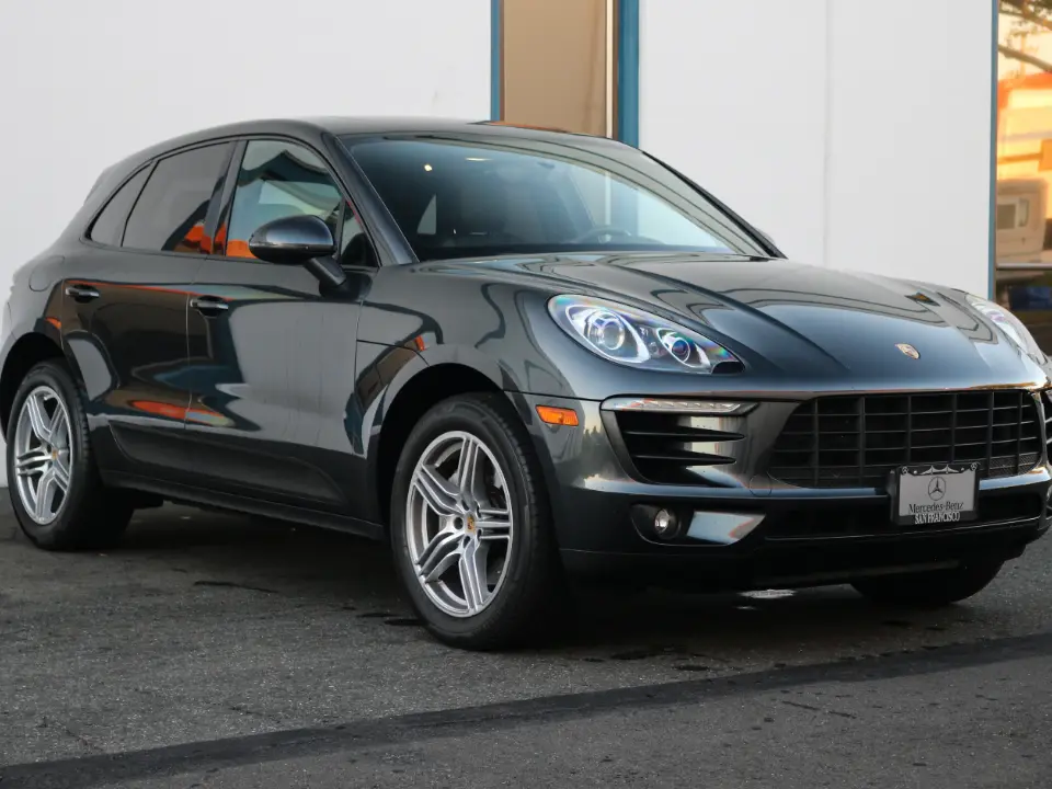 2017 Porsche Macan