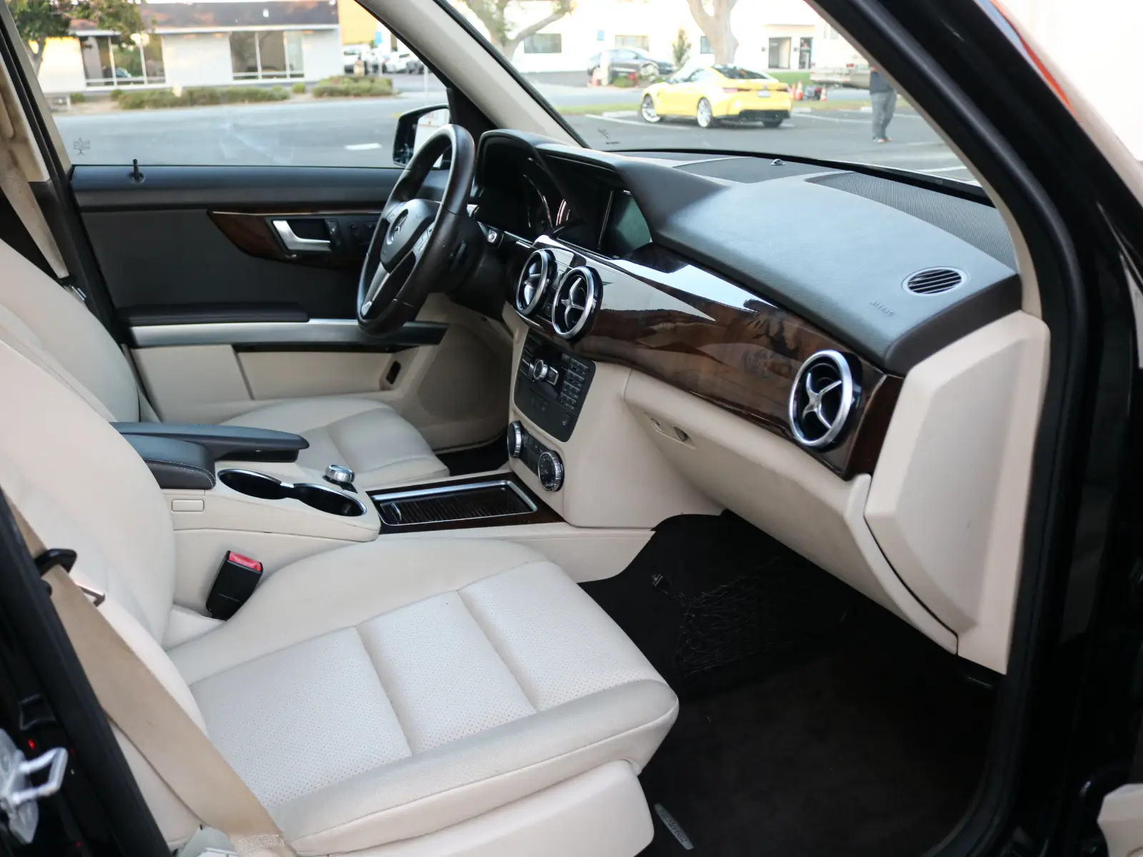 2014 Mercedes-Benz GLK-Class — photograph 5 of 15
