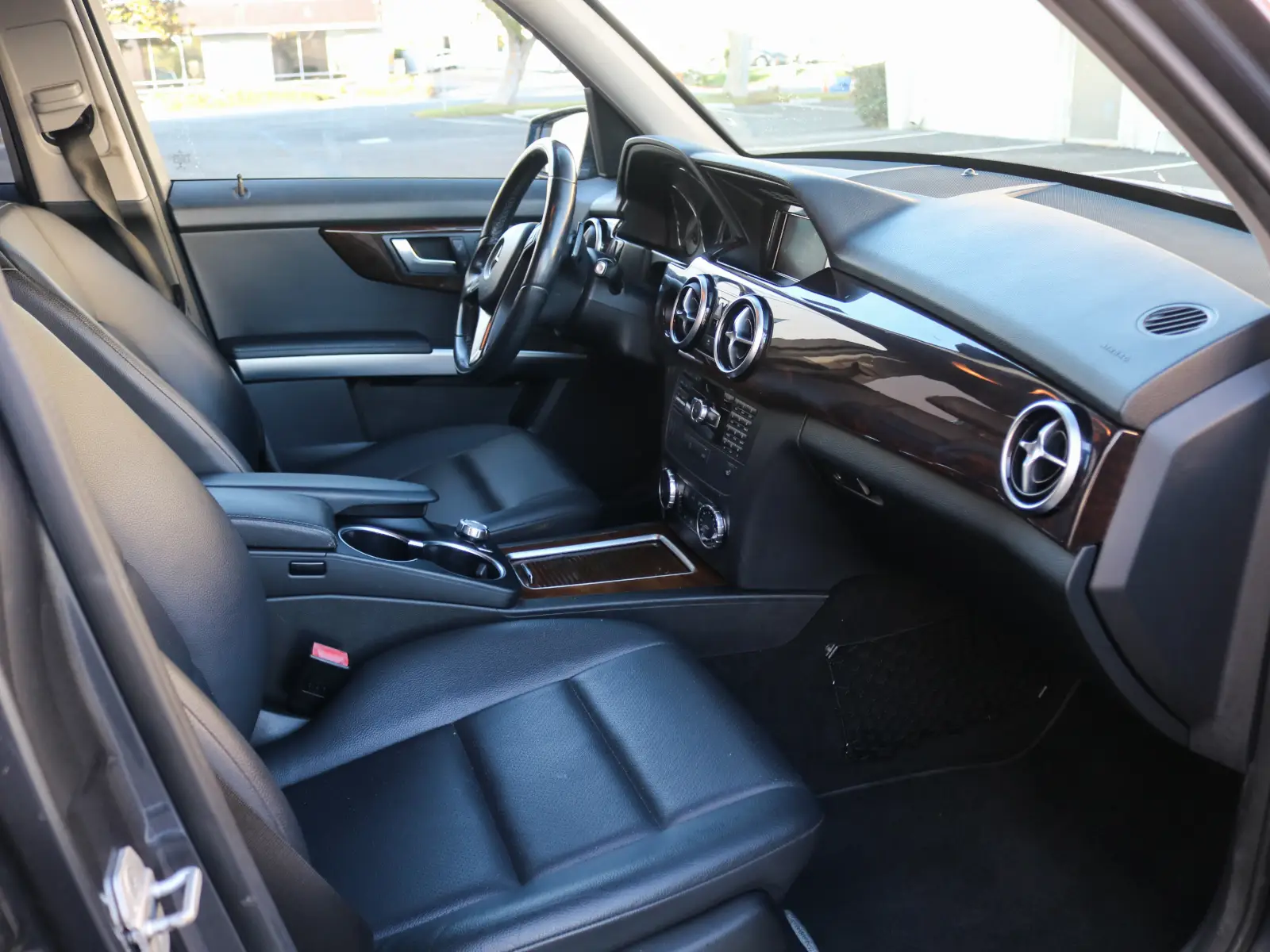 2015 Mercedes-Benz GLK-Class — photograph 8 of 15