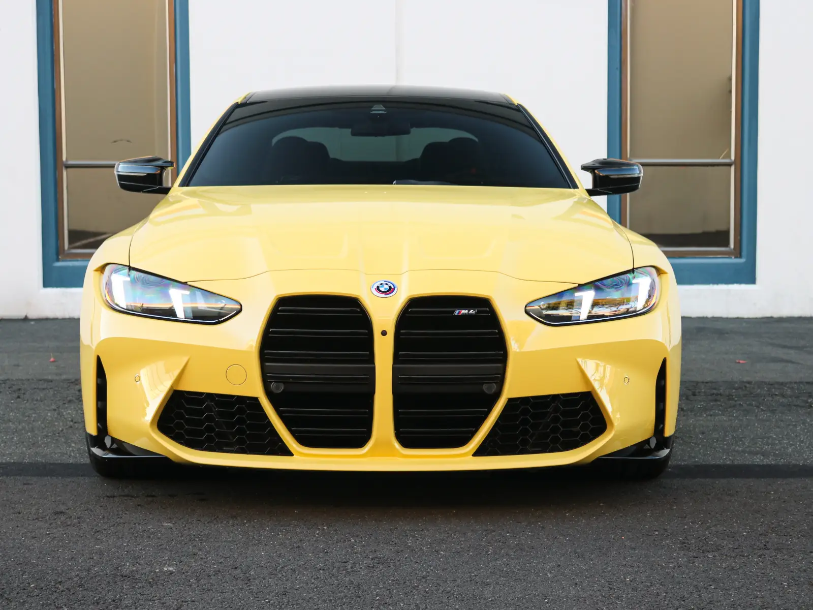 2025 BMW M4 — photograph 12 of 23