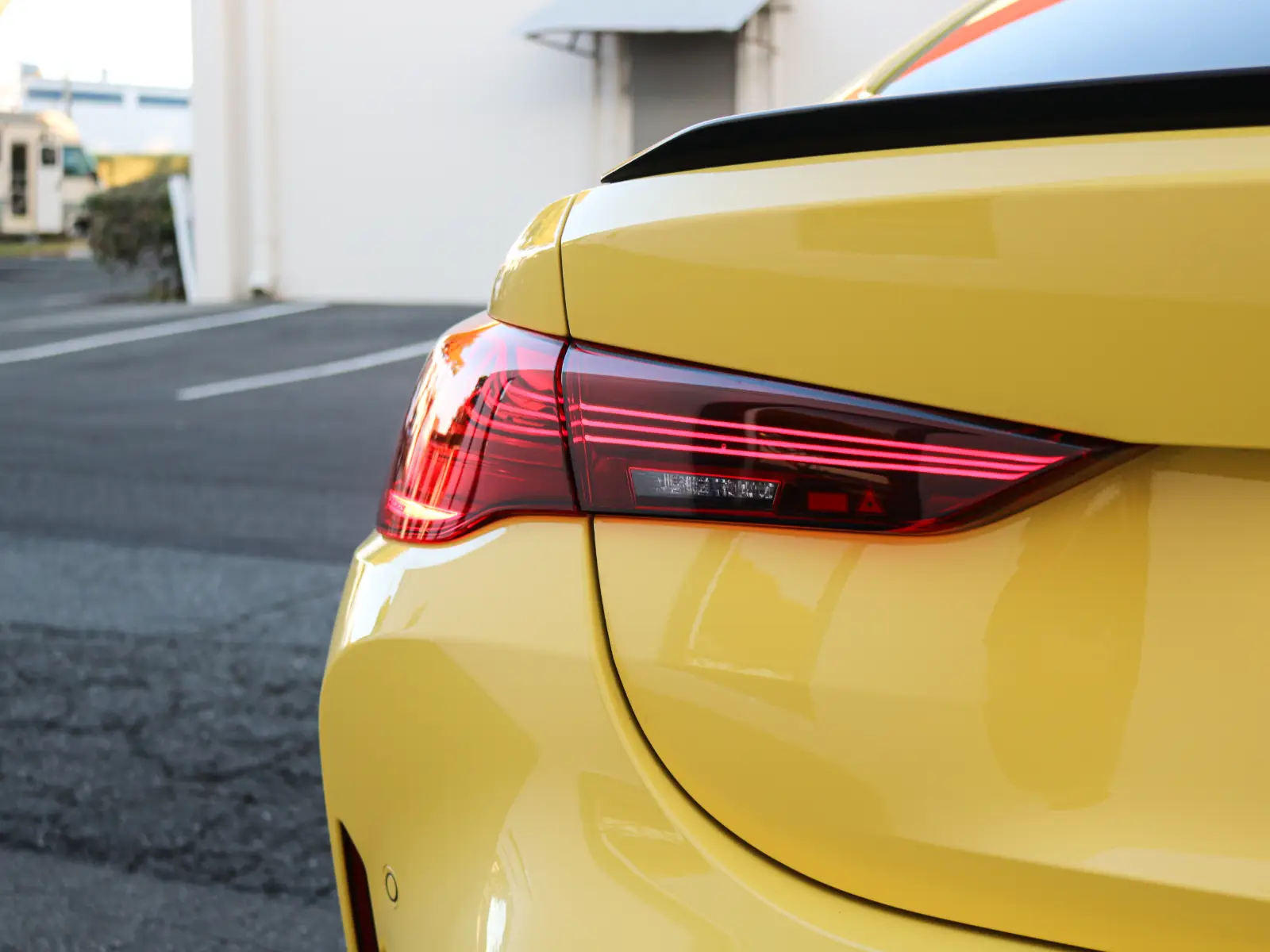 2025 BMW M4 — photograph 15 of 23
